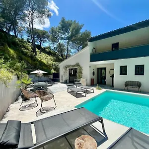 Arty Provence, Piscine Chauffee Saint-Etienne-du-Gres