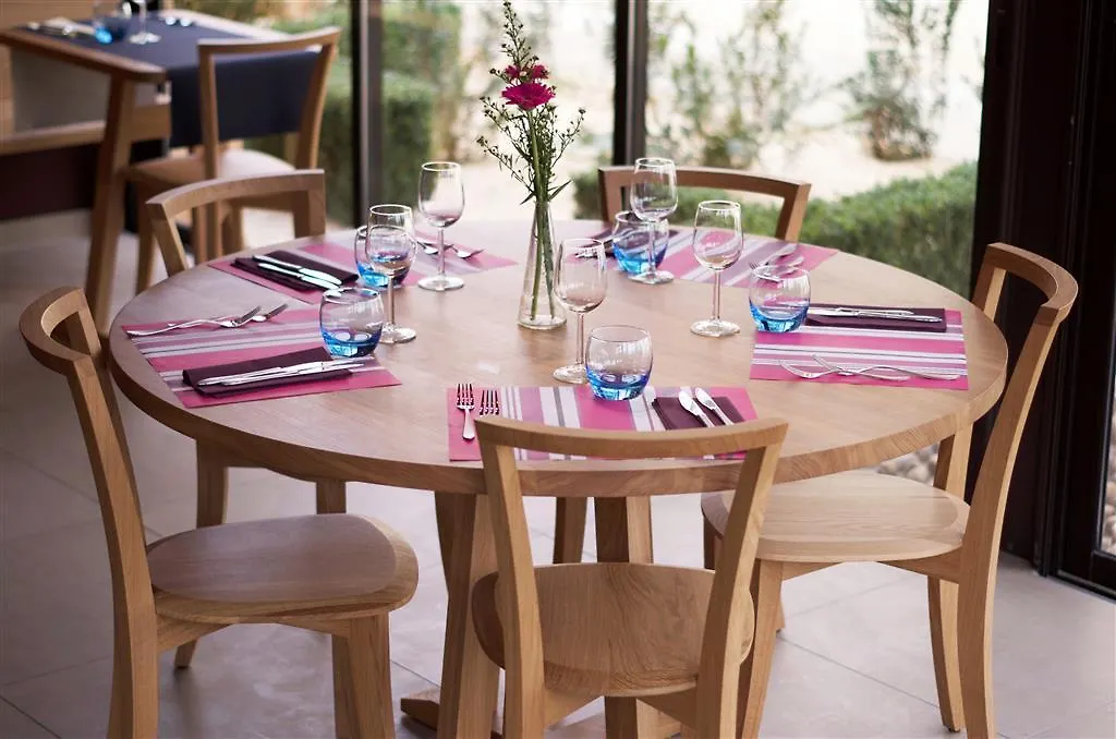 Terre De Provence Hotel & Spa Le Pontet  Francia